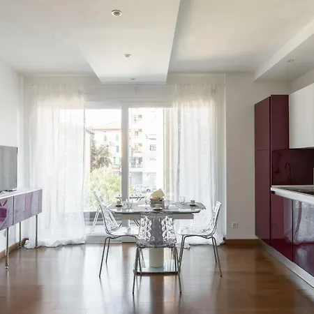 Apartment Roggia By Quokka 360 - A Stone's Throw From Ciani Park *