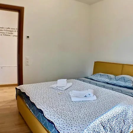 Roggia By Quokka 360 - A Stone's Throw From Ciani Park Apartment Lugano