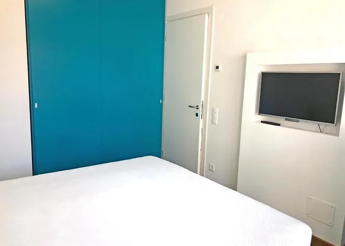 Roggia By Quokka 360 - A Stone's Throw From Ciani Park Appartement *