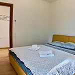 Roggia By Quokka 360 - A Stone's Throw From Ciani Park Апартаменти Лугано