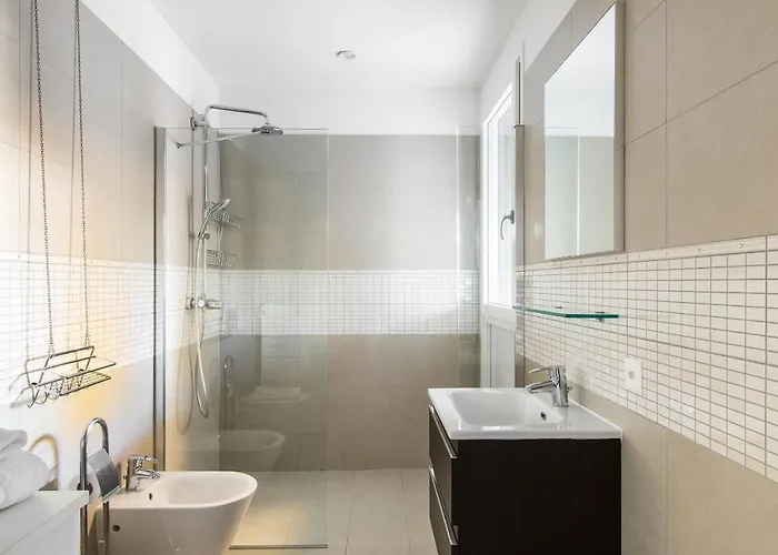 Roggia By Quokka 360 - A Stone's Throw From Ciani Park Apartment