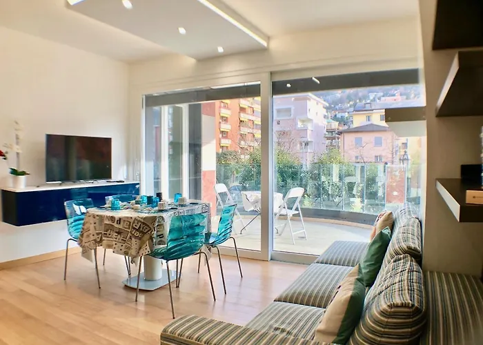 Roggia By Quokka 360 - A Stone's Throw From Ciani Park Apartment